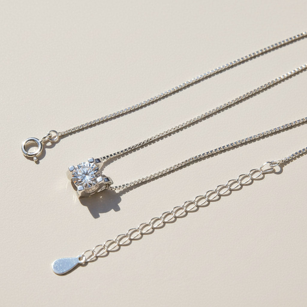 Lab-Grown Diamond Solitaire Necklace 1ct / 2ct