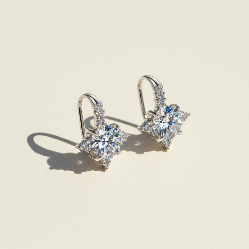 Star Moissanite Stud Earrings 0.5–1ct