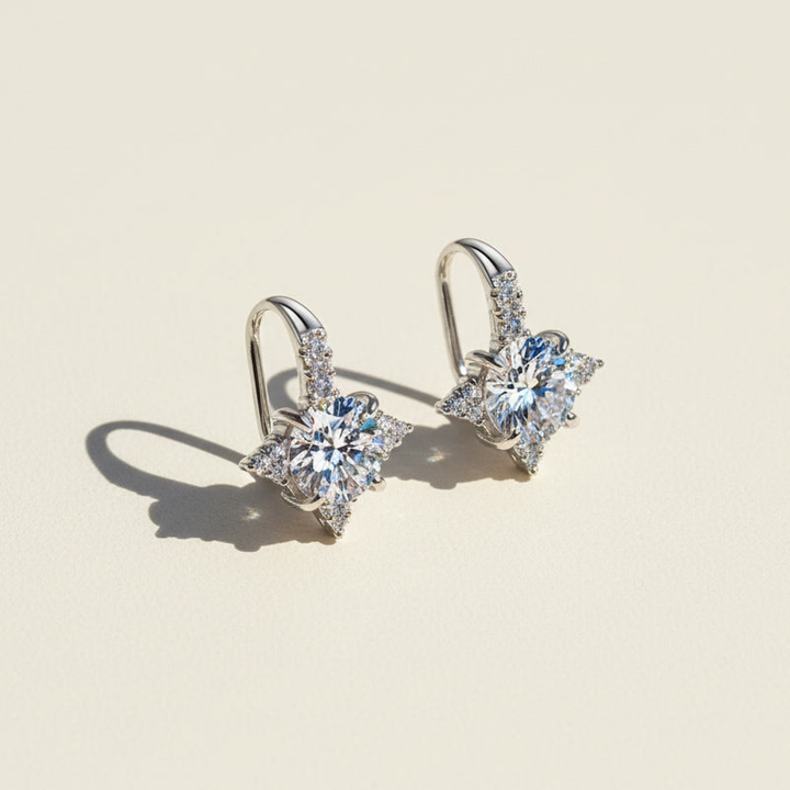 Star Moissanite Stud Earrings 0.5–1ct